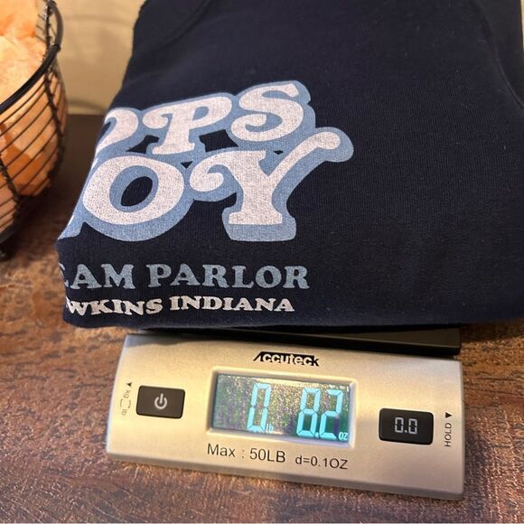 Gildan Heavy Blend Scoops Ahoy Boy's Blue Crew Neck Pullover Sweater Size Medium - Picture 7 of 7